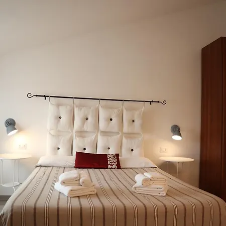 Cuscino E Cappuccino Bed & Breakfast Alghero