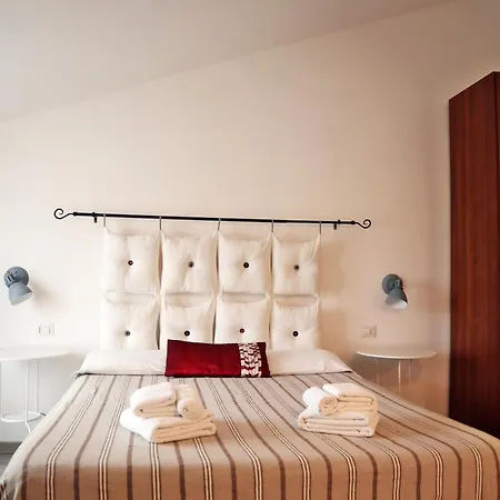 فندق مبيت وإفطار Cuscino E Cappuccino 3*