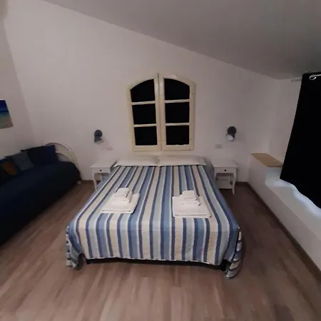 ベッド・アンド・ブレックファスト Cuscino E Cappuccino アルゲーロ