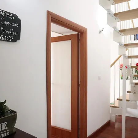 Cuscino E Cappuccino אלגהרו