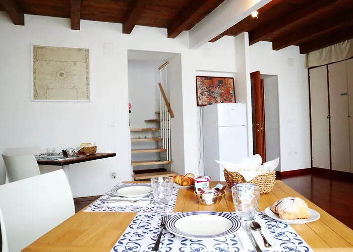 Cuscino E Cappuccino 3* Альгеро